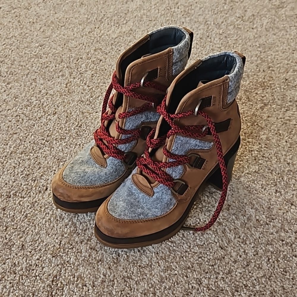 Sorel Women's Heeled Boots in Brown and Gray